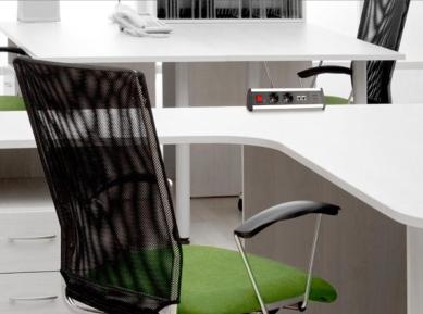 Prise intgre pour bureau